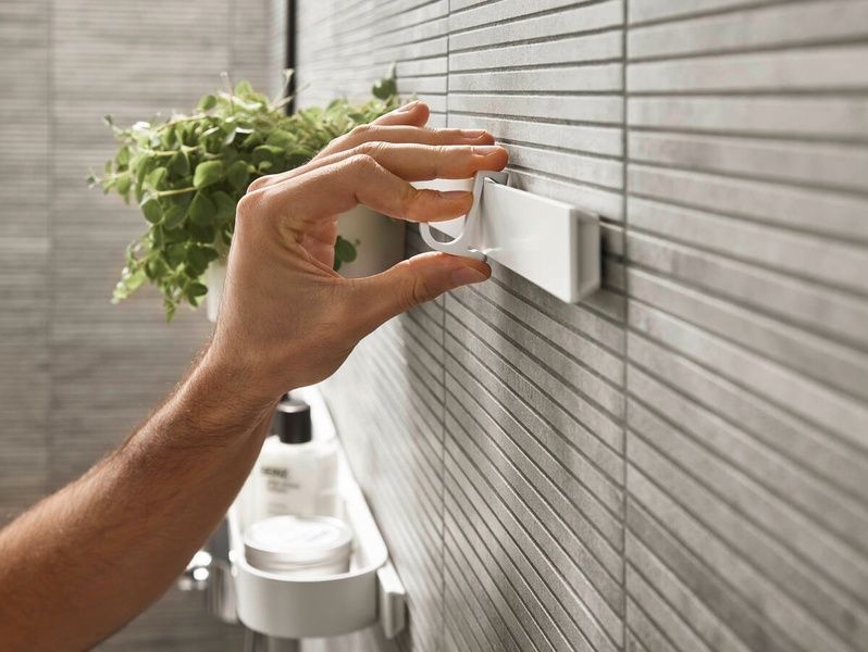 Держатель для аксессуаров HANSGROHE WALLSTORIS 27904670, черный 81503 фото