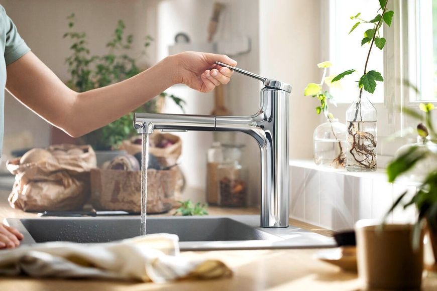 Смеситель с выдвижным изливом для кухонной мойки HANSGROHE ZESIS M33 74822000 800004181 фото