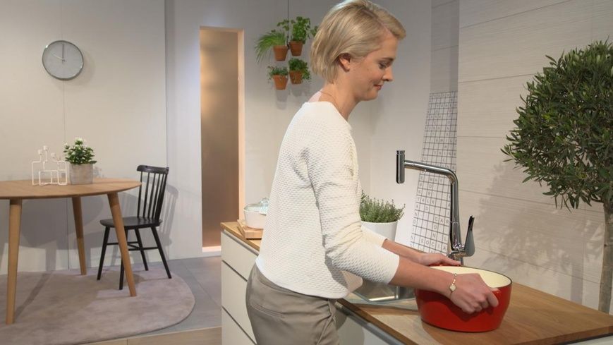 Змішувач для кухонної мийки HANSGROHE METRIS 14820800, нержавіюча сталь 39037 фото