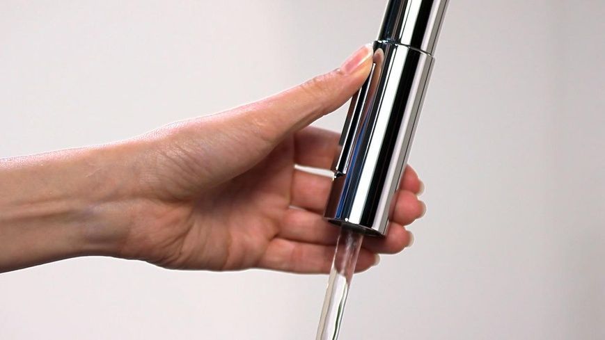 Смеситель для кухни с выдвижным изливом HANSGROHE FOCUS 31815000 36250 фото