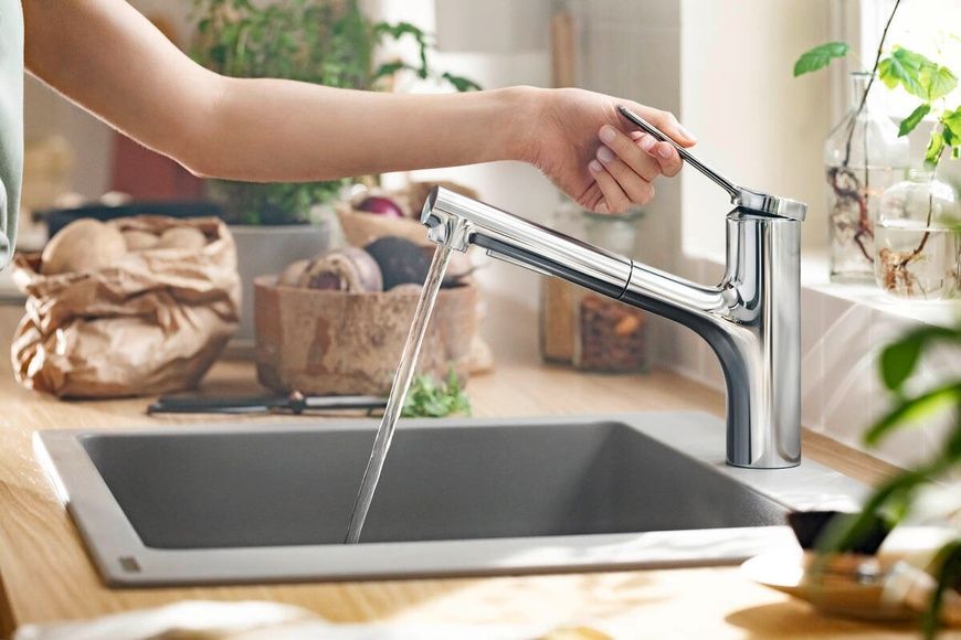 Смеситель с выдвижным изливом для кухонной мойки HANSGROHE ZESIS M33 74820000 800004175 фото