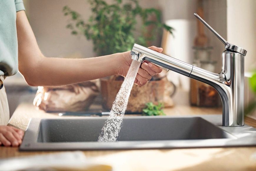 Смеситель с выдвижным изливом для кухонной мойки HANSGROHE ZESIS M33 74820000 800004175 фото