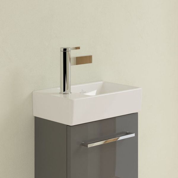 Умывальник подвесной VILLEROY & BOCH AVENTO 43003L01, 36x22, белый 80140 фото