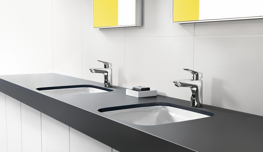 Змішувач для раковини із середнім виливом і зливним клапаном HANSGROHE LOGIS 71107000 51097 фото