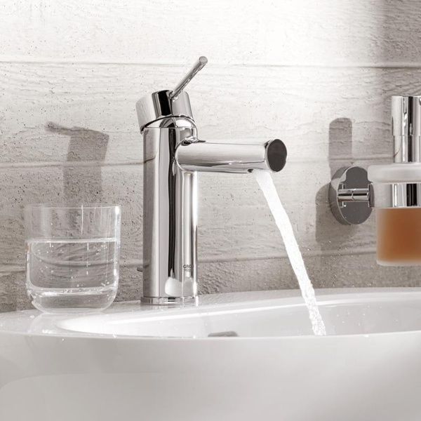 Смеситель для умывальника GROHE ESSENCE NEW 32898001 50953 фото